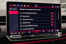 sininen Volkswagen ID.7 2025 kuva 28.