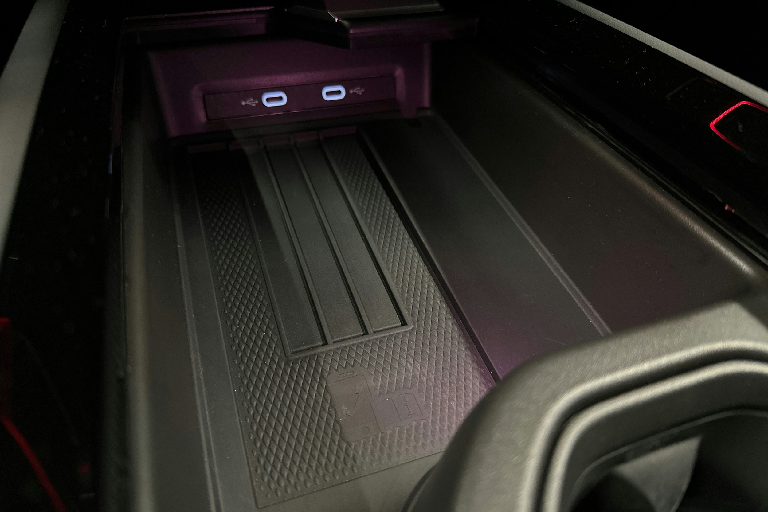 sininen Volkswagen ID.7 2025 kuva 34.