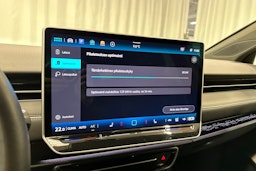 sininen Volkswagen ID.7 2025 kuva 24.