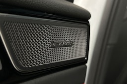 valkoinen Volkswagen ID.7 2025 kuva 14.