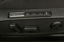 valkoinen Volkswagen ID.7 2025 kuva 17.
