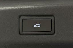 valkoinen Volkswagen ID.7 2025 kuva 36.