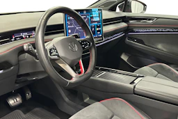 punainen Volkswagen ID.7 2025 kuva 6.