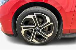 punainen Volkswagen ID.7 2025 kuva 9.