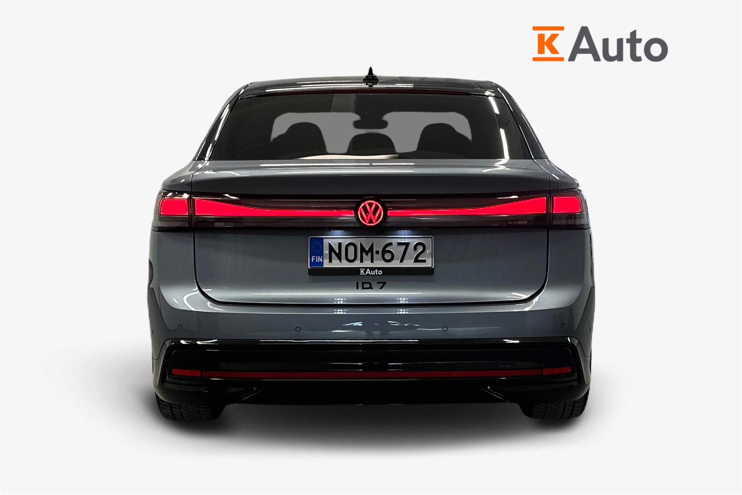 sininen Volkswagen ID.7 2025 kuva 4.