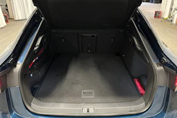 sininen Volkswagen ID.7 2025 kuva 11.