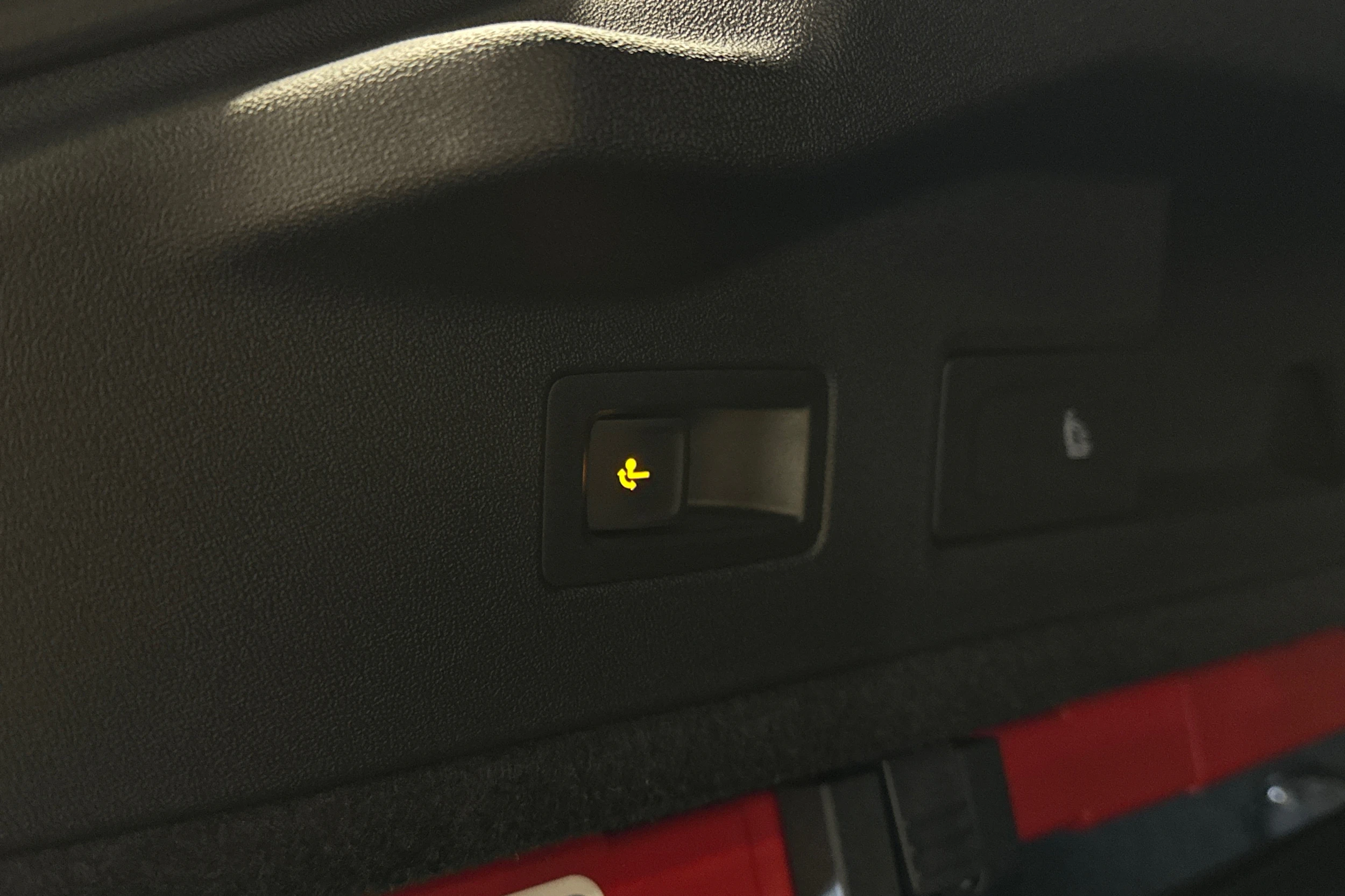 sininen Volkswagen ID.7 2025 kuva 13.