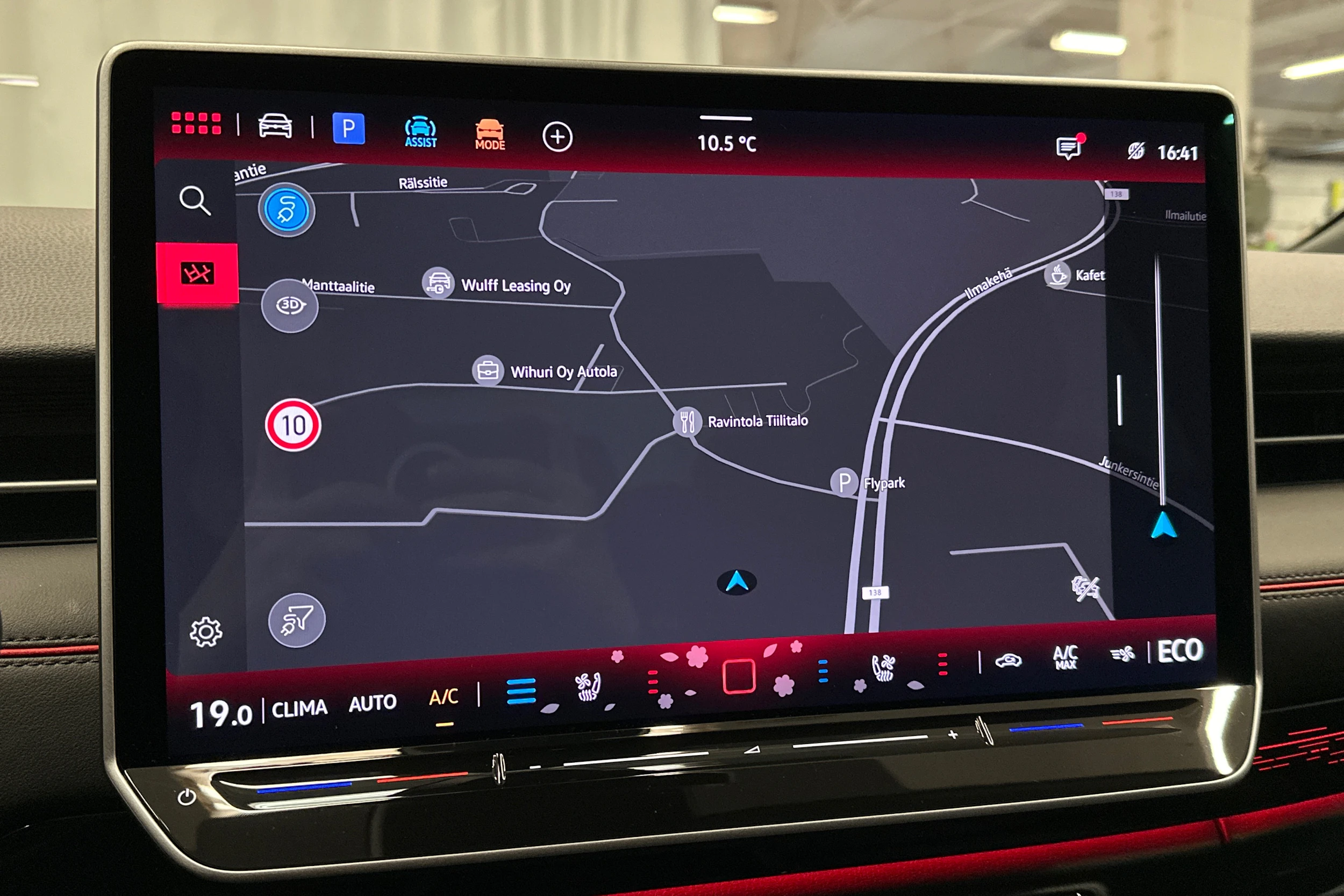 sininen Volkswagen ID.7 2025 kuva 23.