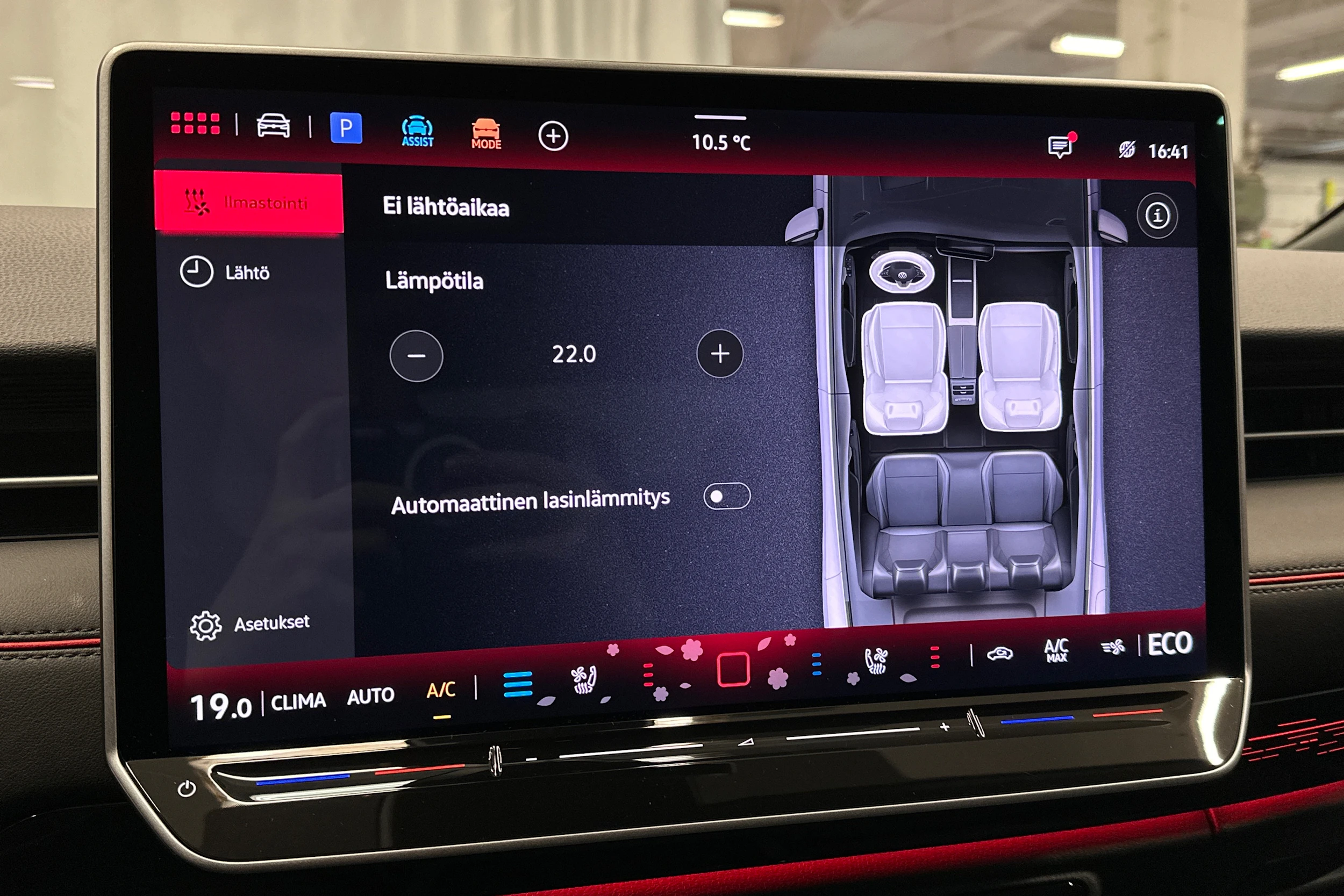 sininen Volkswagen ID.7 2025 kuva 26.