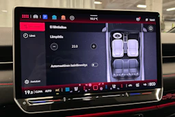 sininen Volkswagen ID.7 2025 kuva 26.