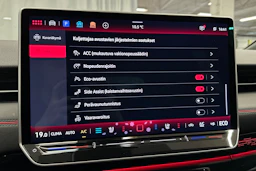 sininen Volkswagen ID.7 2025 kuva 28.