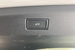 valkoinen Volkswagen ID.7 2025 kuva 23.
