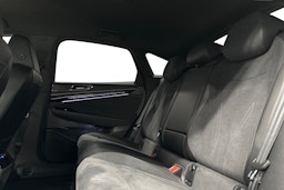 valkoinen Volkswagen ID.7 2025 kuva 10.