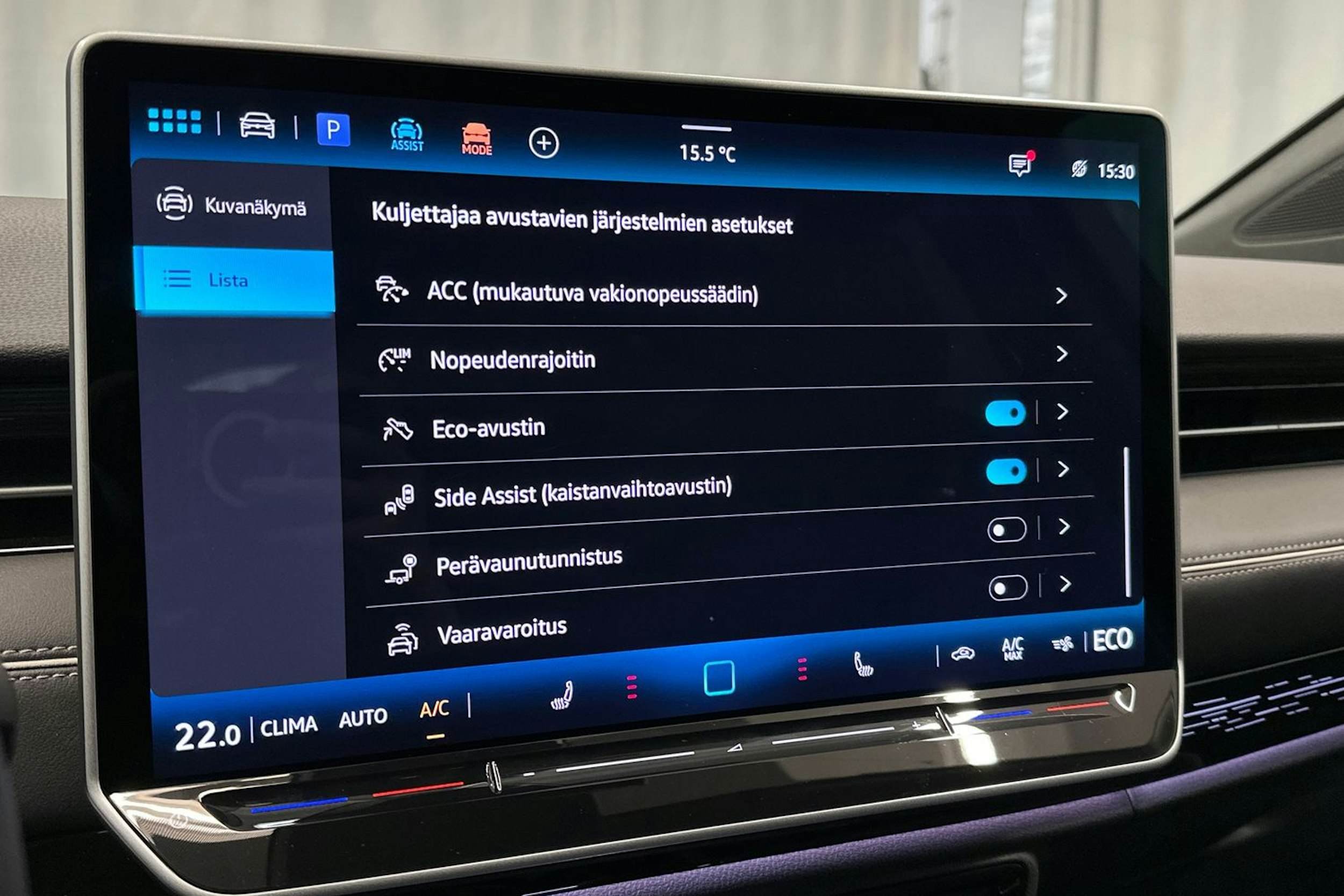 valkoinen Volkswagen ID.7 2025 kuva 30.