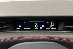 punainen Volkswagen ID.7 2025 kuva 18.