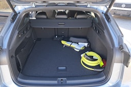 sininen Volkswagen ID.7 2025 kuva 16.
