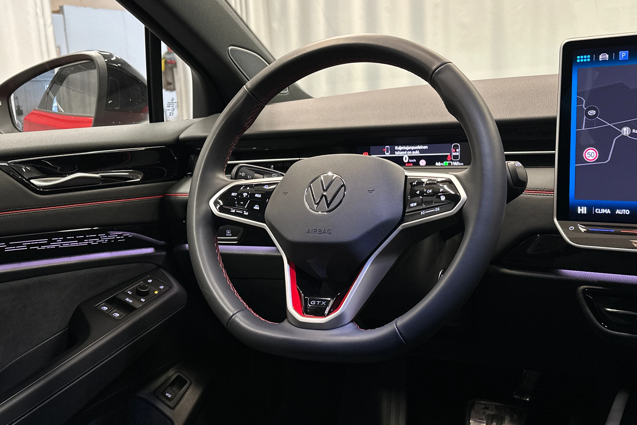 punainen Volkswagen ID.7 2025 kuva 15.