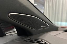 punainen Volkswagen ID.7 2025 kuva 33.