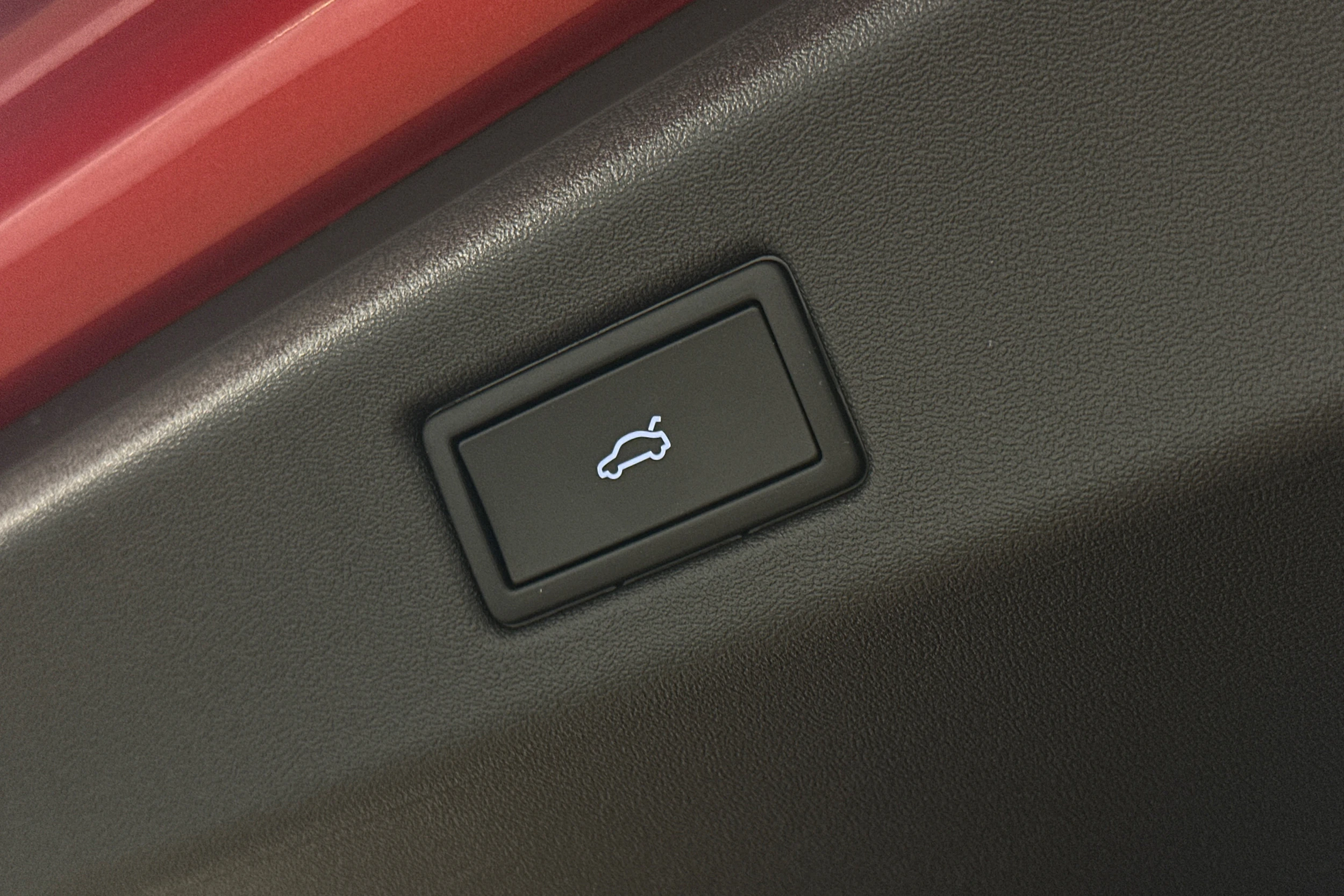 punainen Volkswagen ID.7 2025 kuva 12.