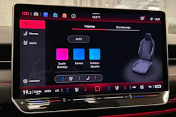 punainen Volkswagen ID.7 2025 kuva 31.