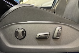 met. musta Volkswagen ID.7 2025 kuva 13.