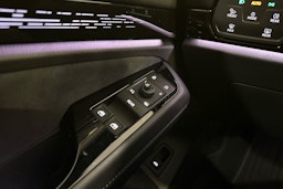 met. musta Volkswagen ID.7 2025 kuva 21.