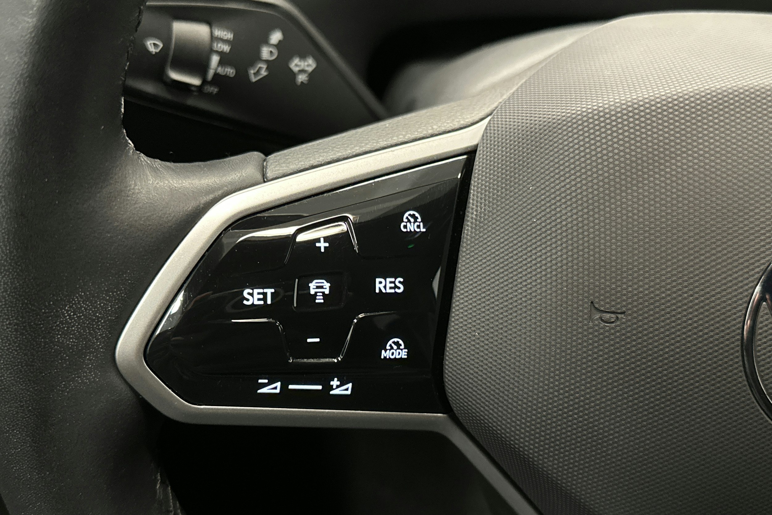 musta Volkswagen ID.7 2025 kuva 21.