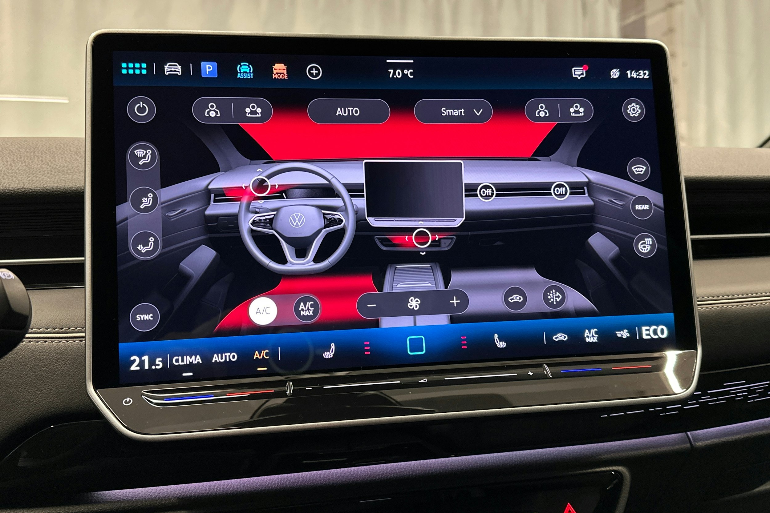 musta Volkswagen ID.7 2025 kuva 32.