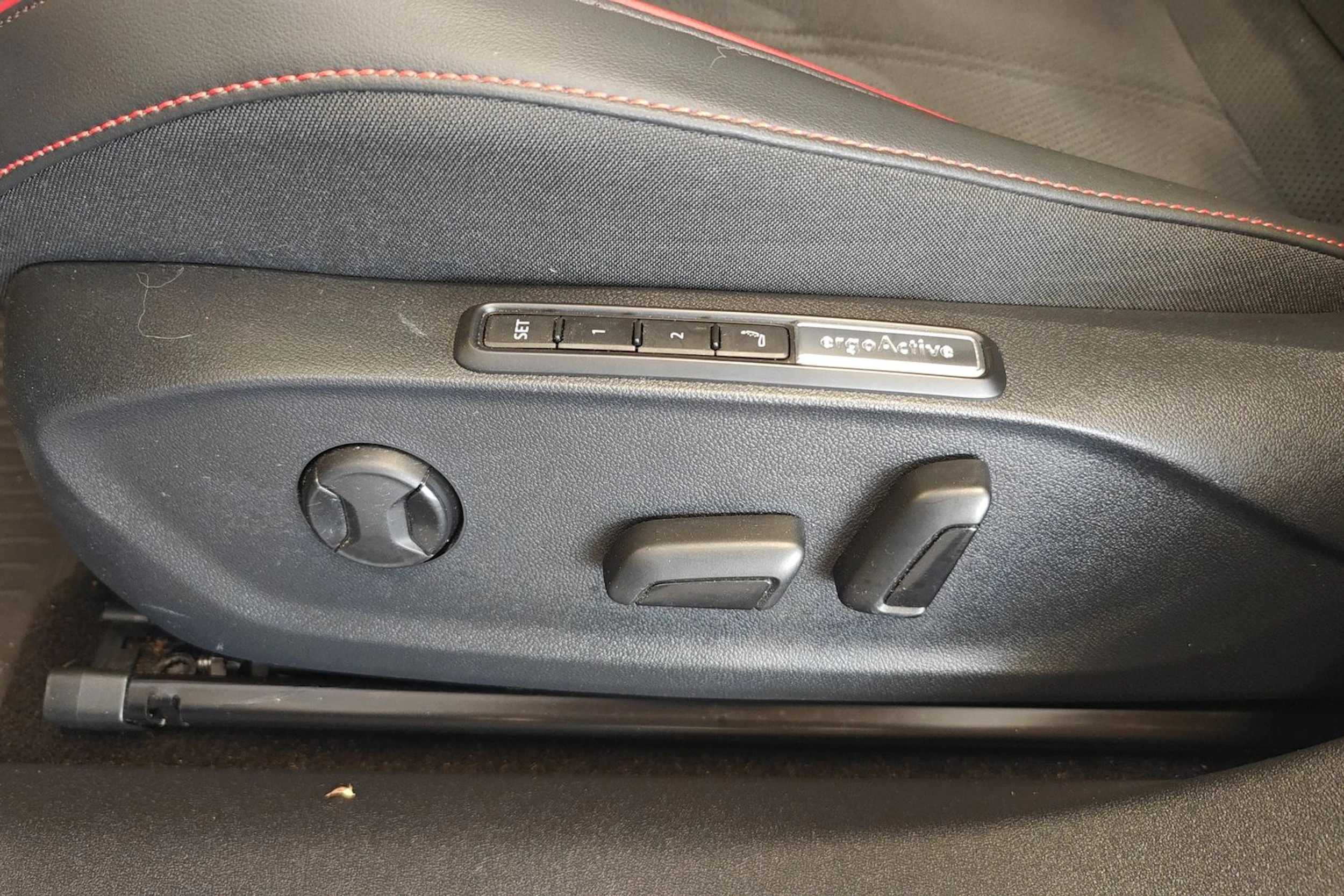 harmaa Volkswagen ID.7 2025 kuva 22.