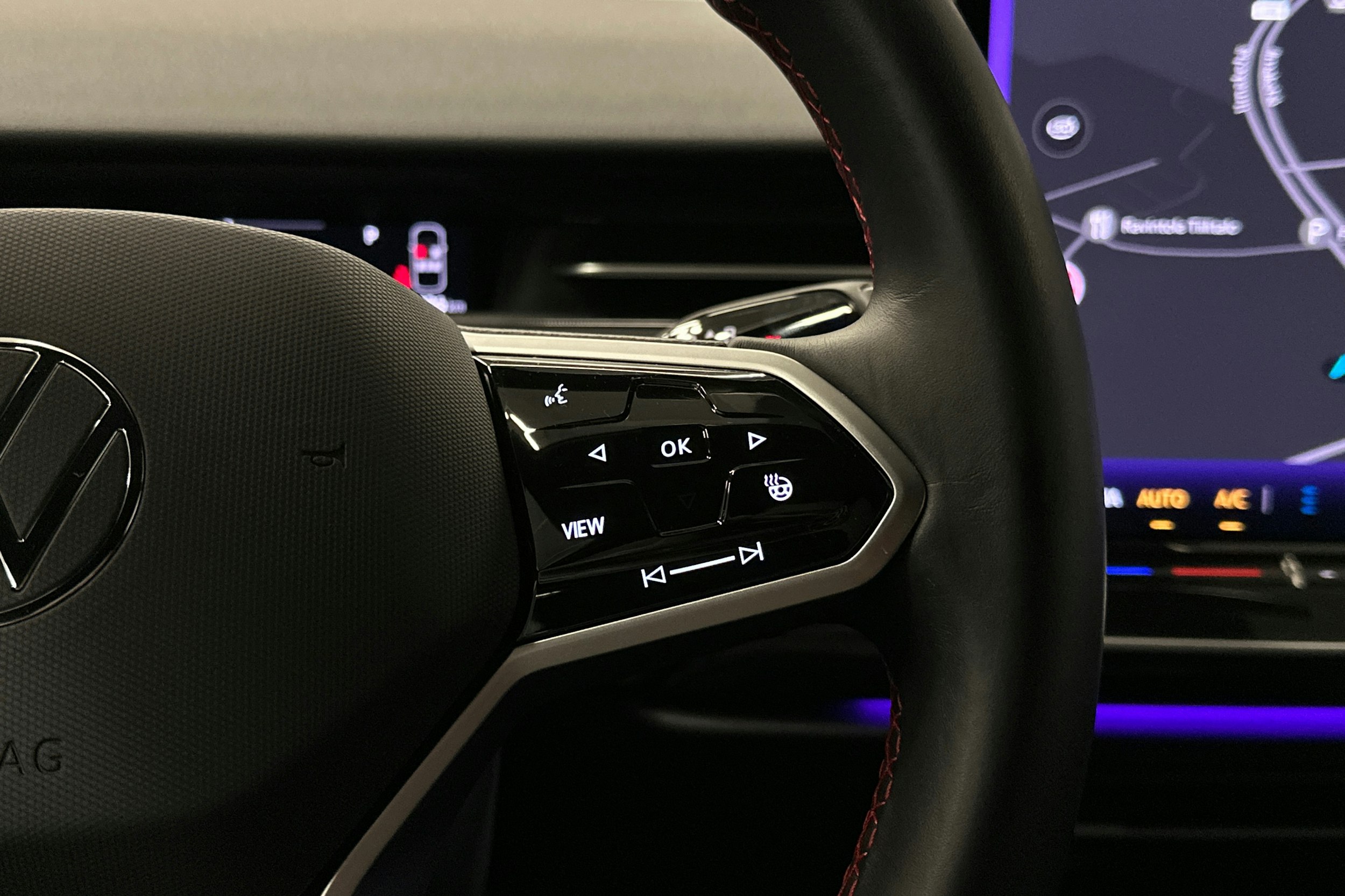 valkoinen Volkswagen ID.7 2025 kuva 15.