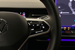 valkoinen Volkswagen ID.7 2025 kuva 15.