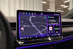 valkoinen Volkswagen ID.7 2025 kuva 18.