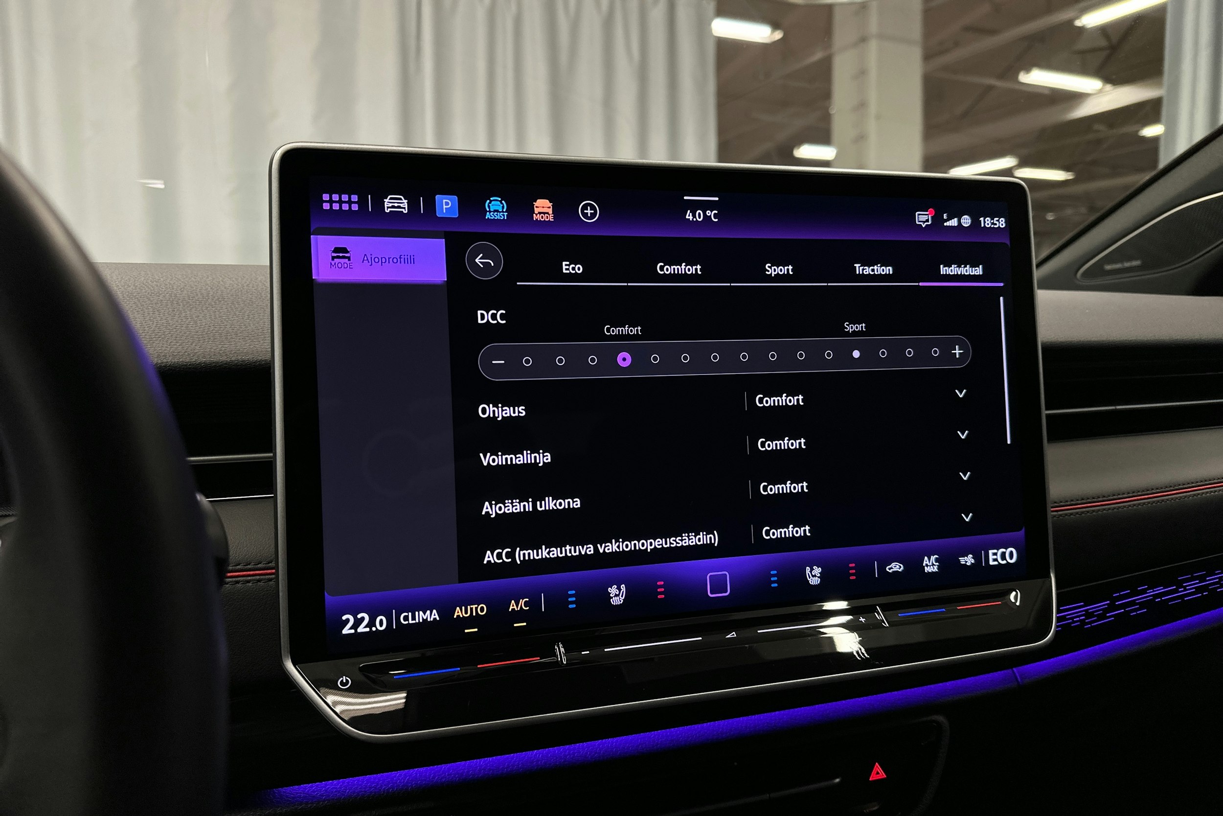 valkoinen Volkswagen ID.7 2025 kuva 26.