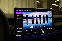 valkoinen Volkswagen ID.7 2025 kuva 28.