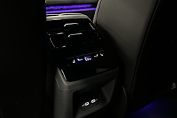 valkoinen Volkswagen ID.7 2025 kuva 33.