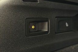 punainen Volkswagen ID.7 2025 kuva 13.