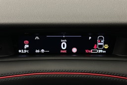 punainen Volkswagen ID.7 2025 kuva 22.