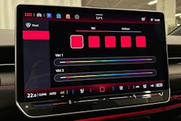 punainen Volkswagen ID.7 2025 kuva 30.