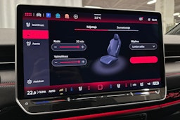 punainen Volkswagen ID.7 2025 kuva 32.