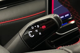 punainen Volkswagen ID.7 2025 kuva 24.