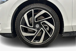 met. valkoinen Volkswagen ID.7 2025 kuva 12.
