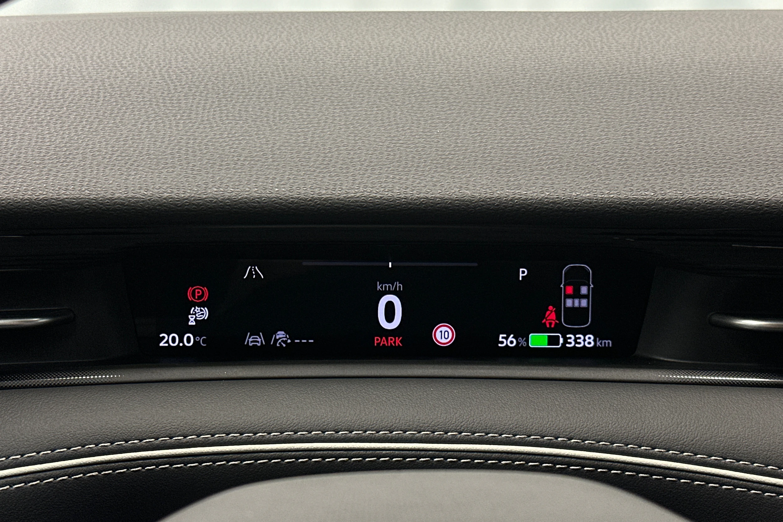 sininen Volkswagen ID.7 2025 kuva 13.