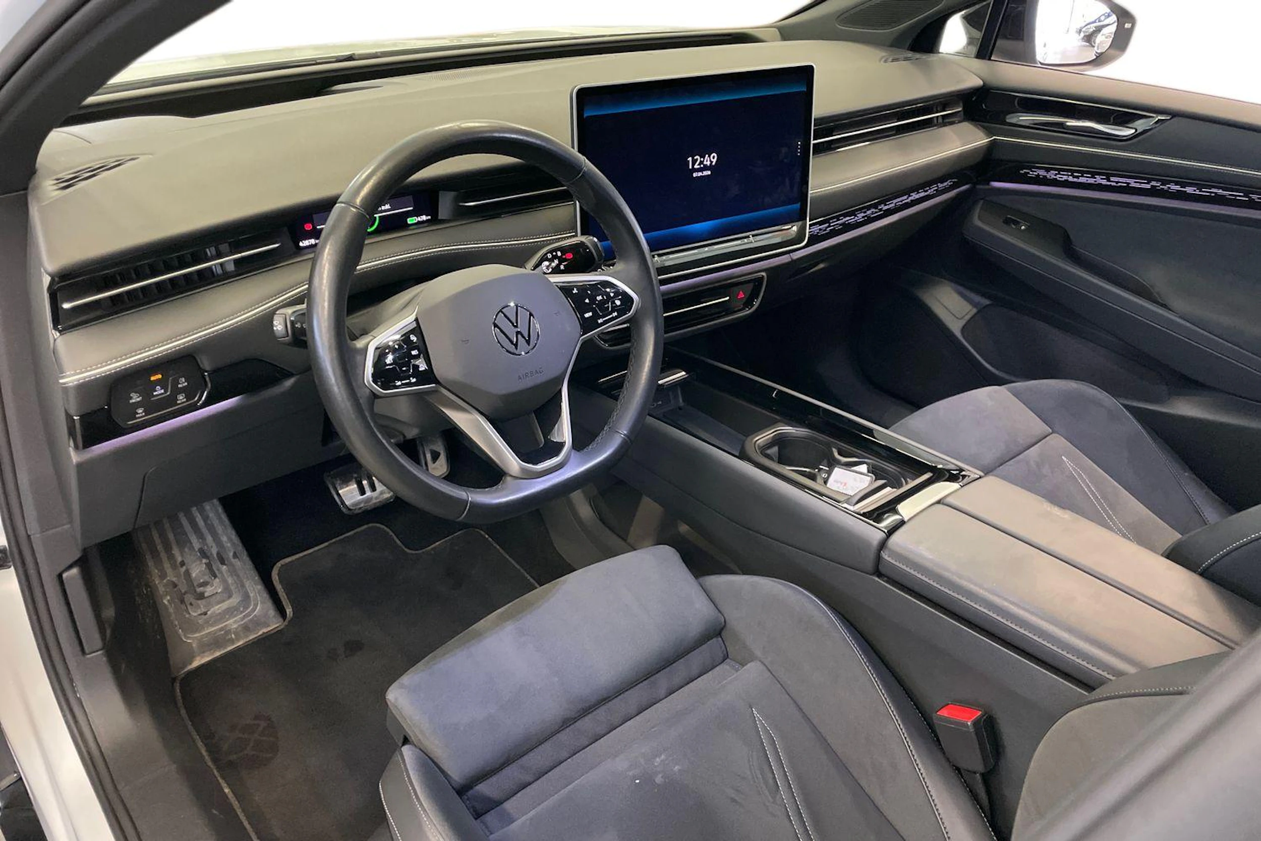 valkoinen Volkswagen ID.7 2025 kuva 6.