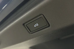 sininen Volkswagen ID.7 2025 kuva 12.