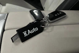 sininen Volkswagen ID.7 2025 kuva 34.