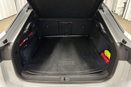 valkoinen Volkswagen ID.7 2025 kuva 14.