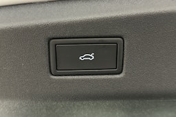 valkoinen Volkswagen ID.7 2025 kuva 15.