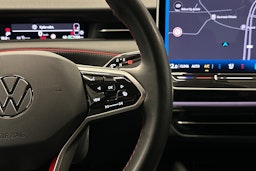 valkoinen Volkswagen ID.7 2025 kuva 22.