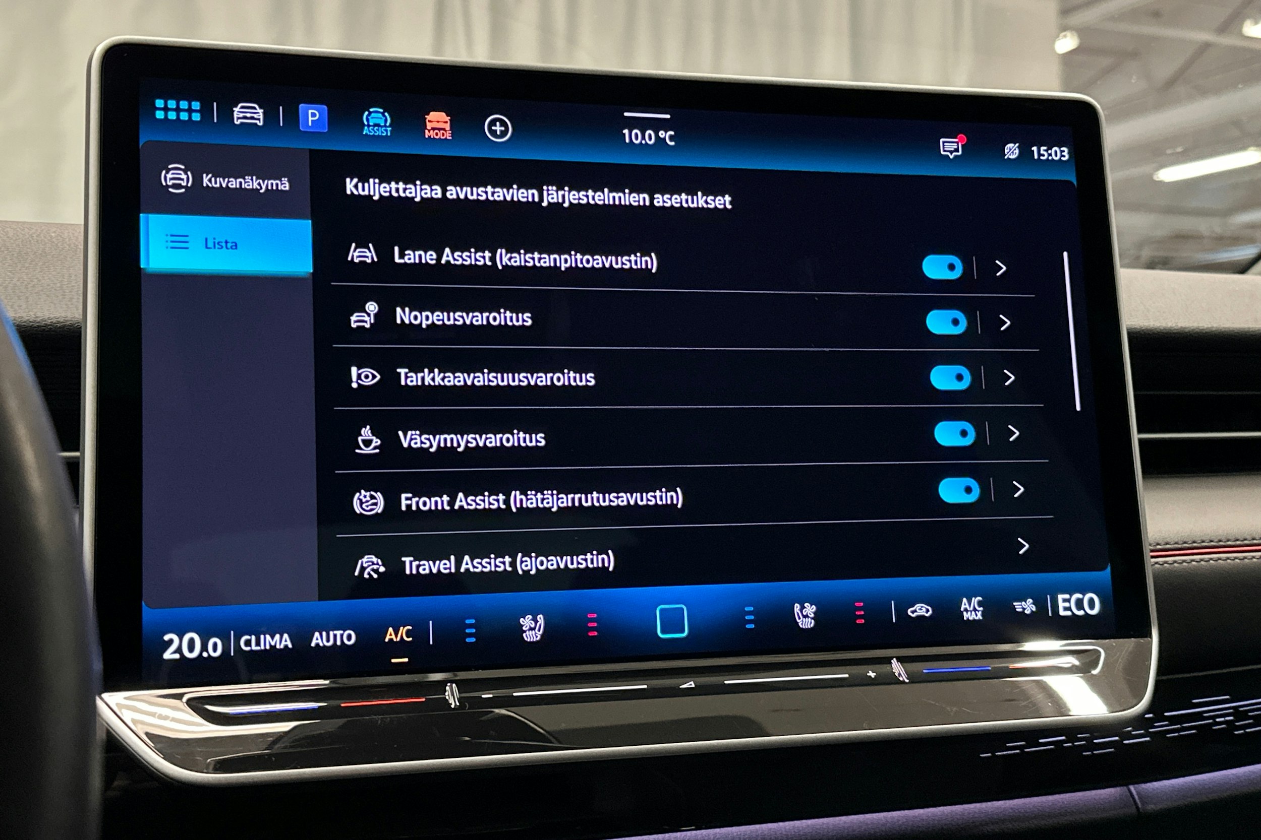 valkoinen Volkswagen ID.7 2025 kuva 29.