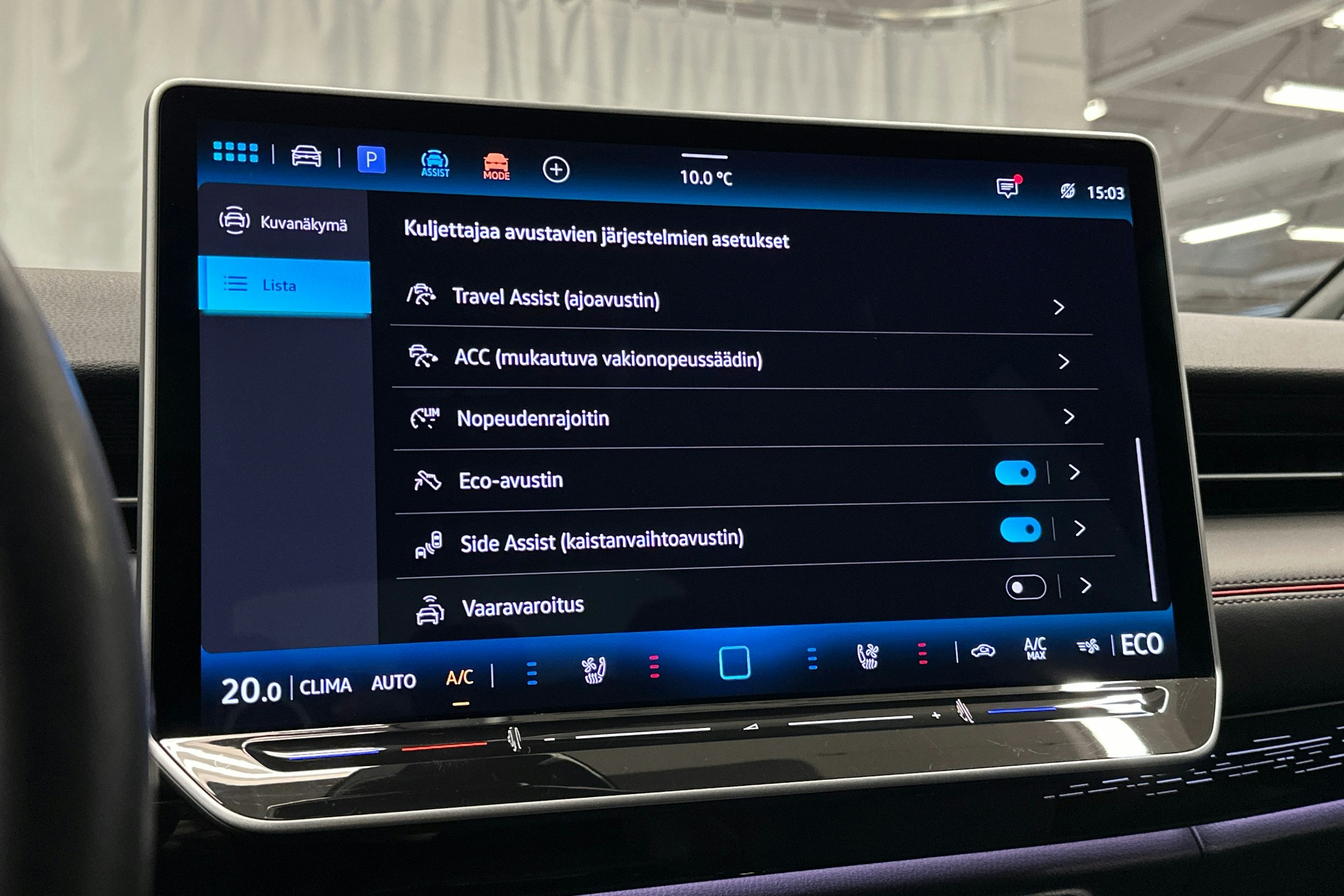 valkoinen Volkswagen ID.7 2025 kuva 30.